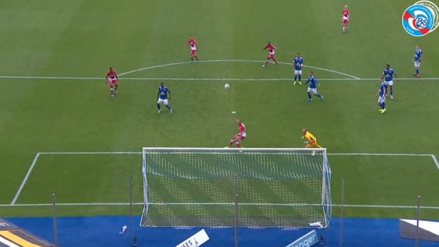 Matz Sels' best saves with Strasbourg